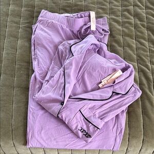 Victorias Secret Lavender Size M Pajama Set